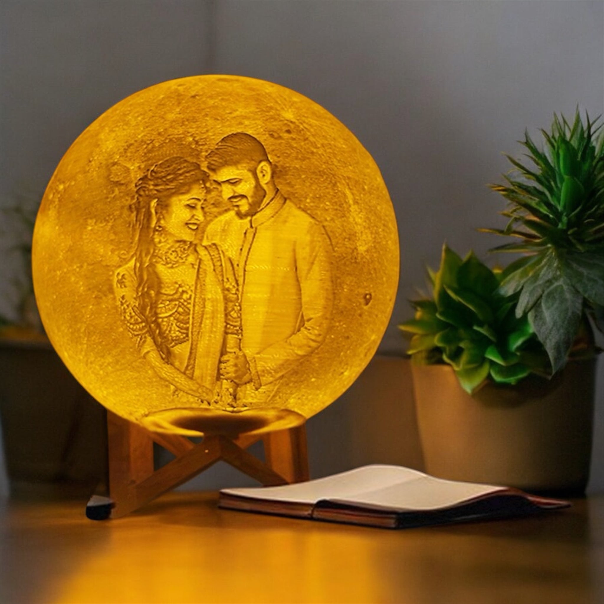 Personalized 3D Moon Lamp – Custom Photo/Name