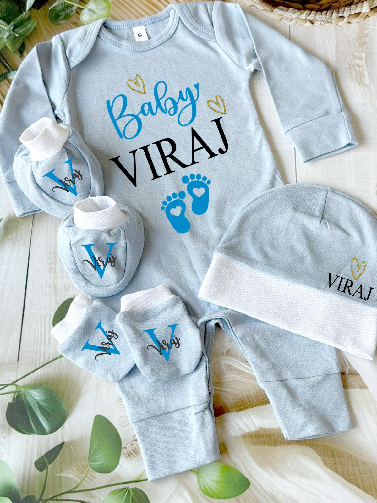 Customised Babywear Gift Set – Romper, Cap & Mittens