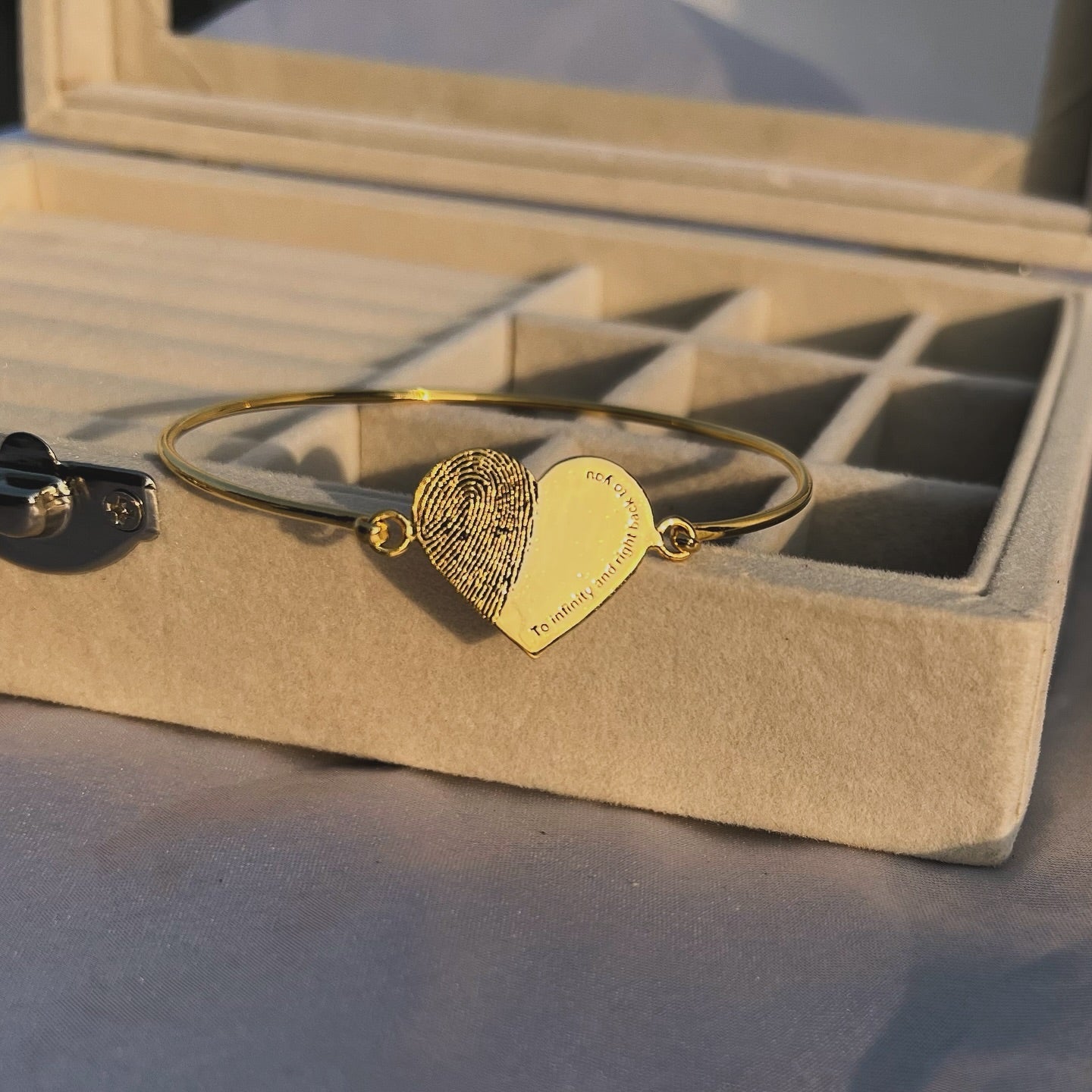 Customise heart fingerprint bracelet