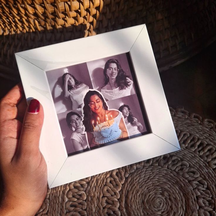 Pop up collage frame