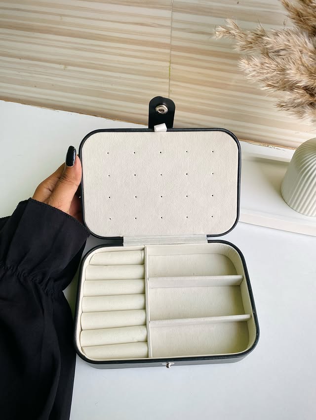 Jumbo jewellery box
